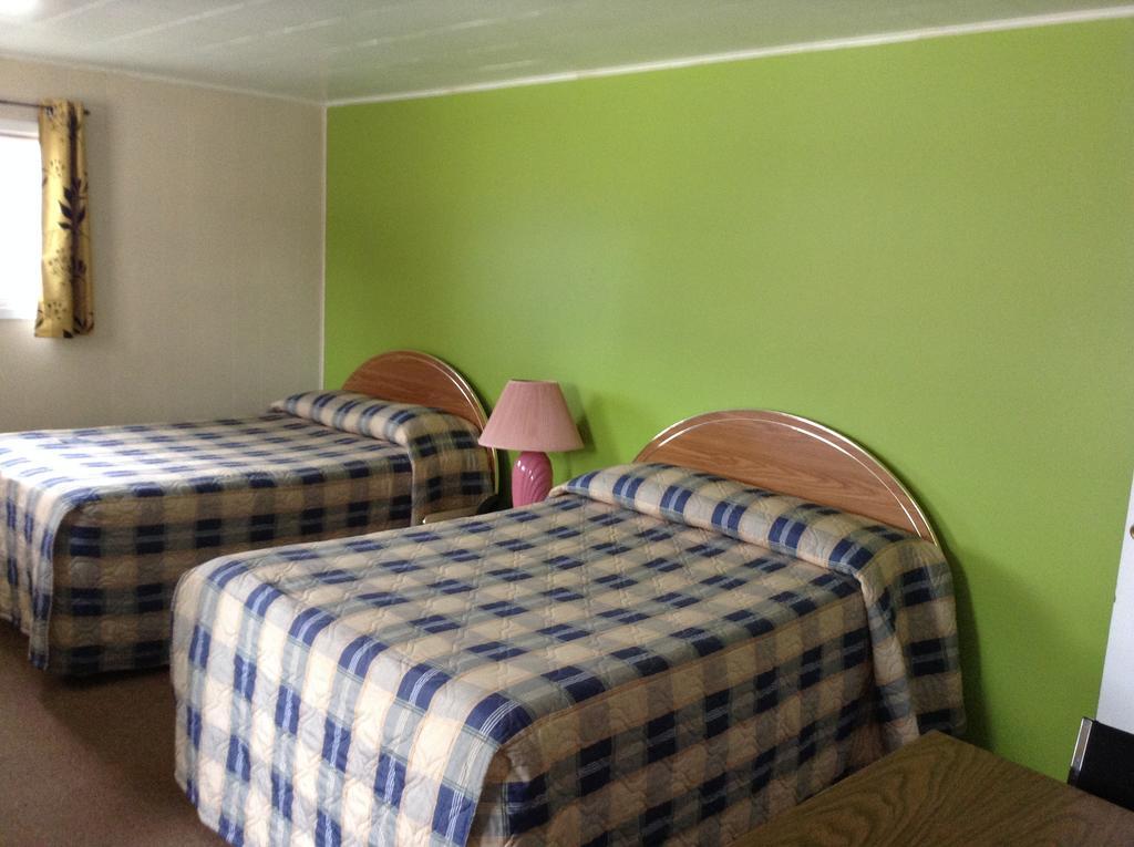 Penny'S Motel Thornbury Exteriör bild