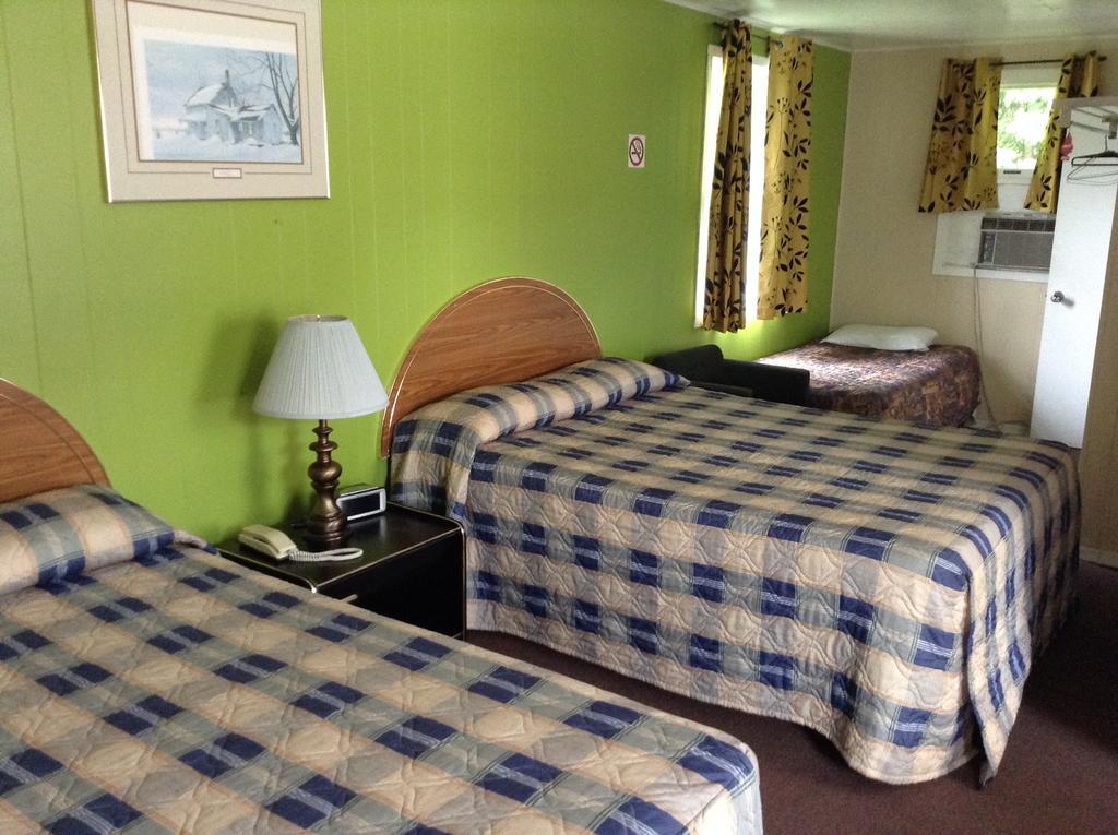 Penny'S Motel Thornbury Exteriör bild